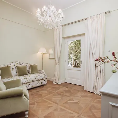 Maison d'hôtes Domus Florum 4*